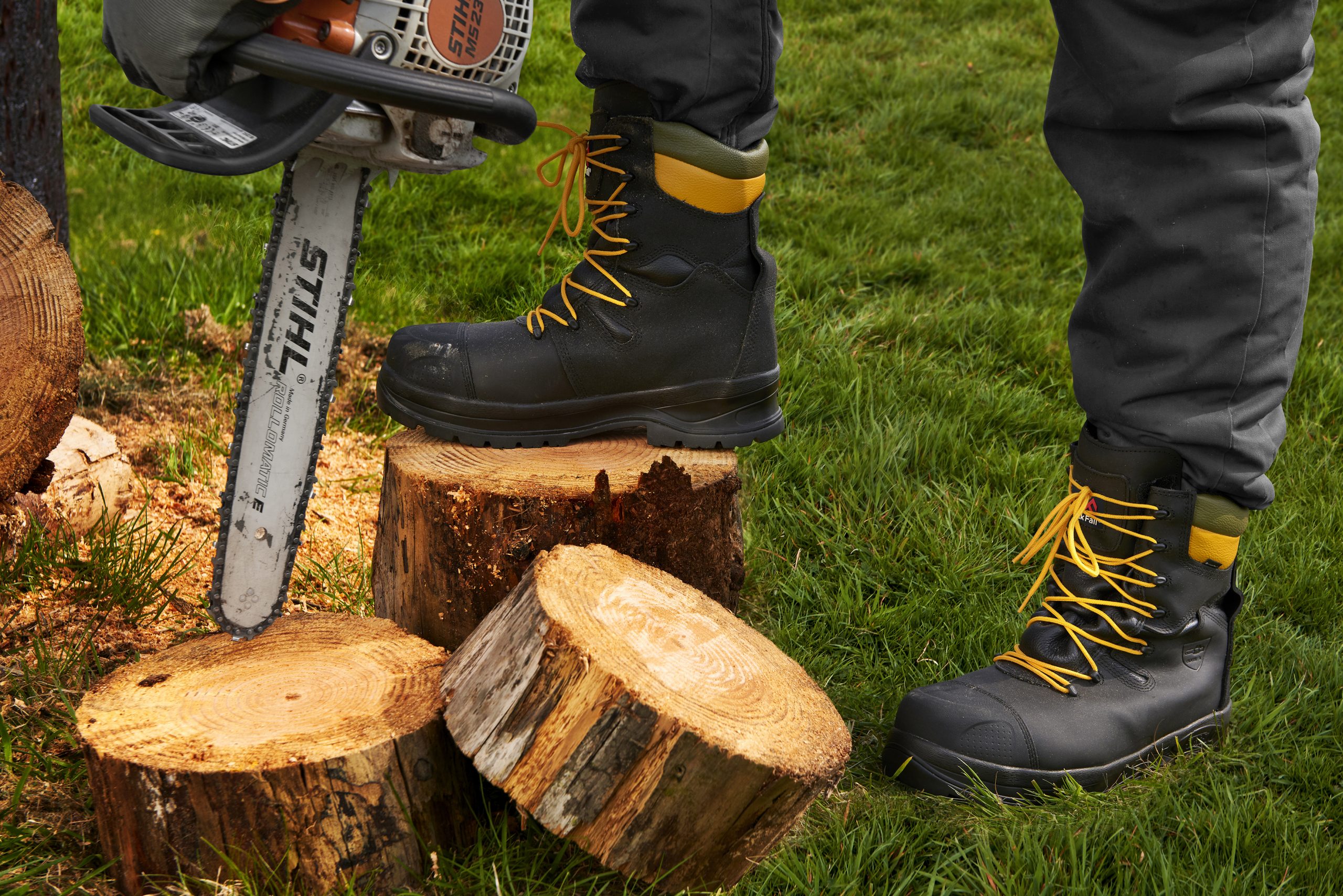 Rock Fall RF328 Chatsworth Electrical Hazard Chainsaw Waterproof Safety