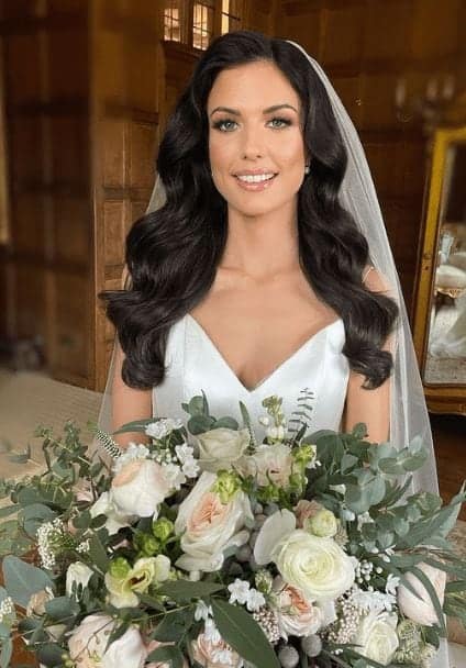 10 Wedding Hairstyle Ideas For Long Hair - Eluxe Magazine